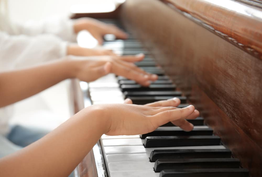 Lesson 1: Musical instruments in French