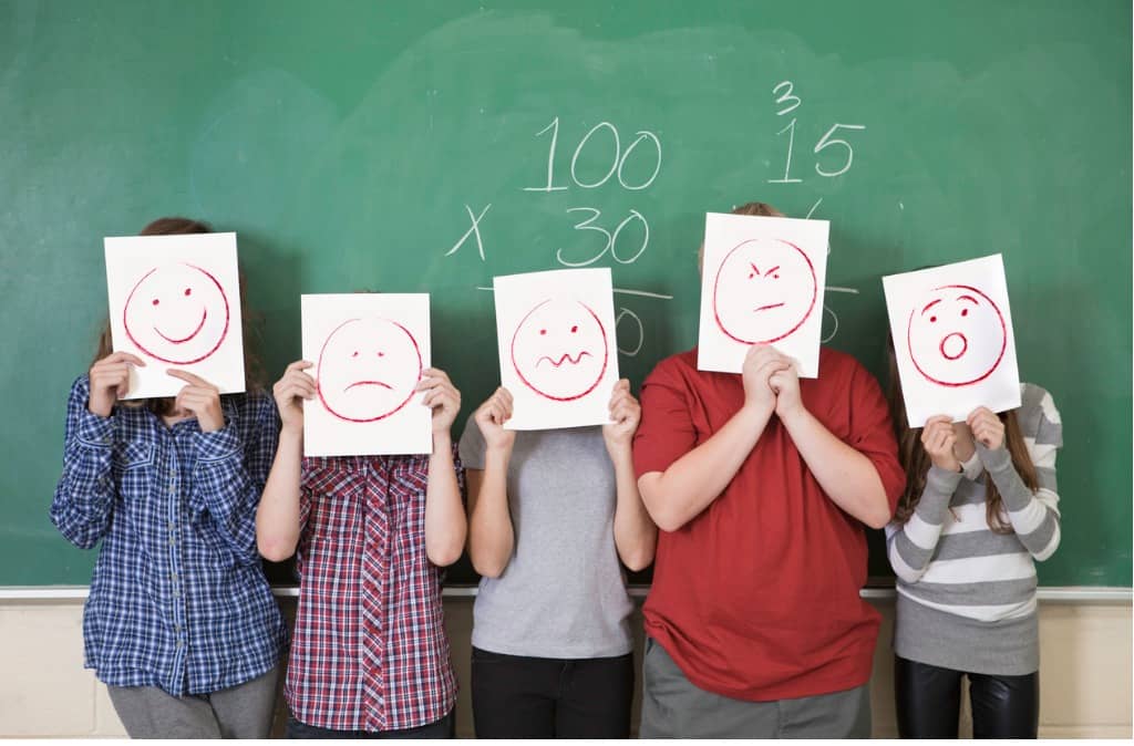 anonymous students picture id157687202 Group of smiling children