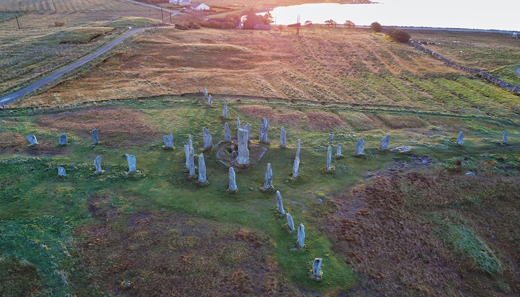 Lesson 1: How do people communicate beliefs without words?