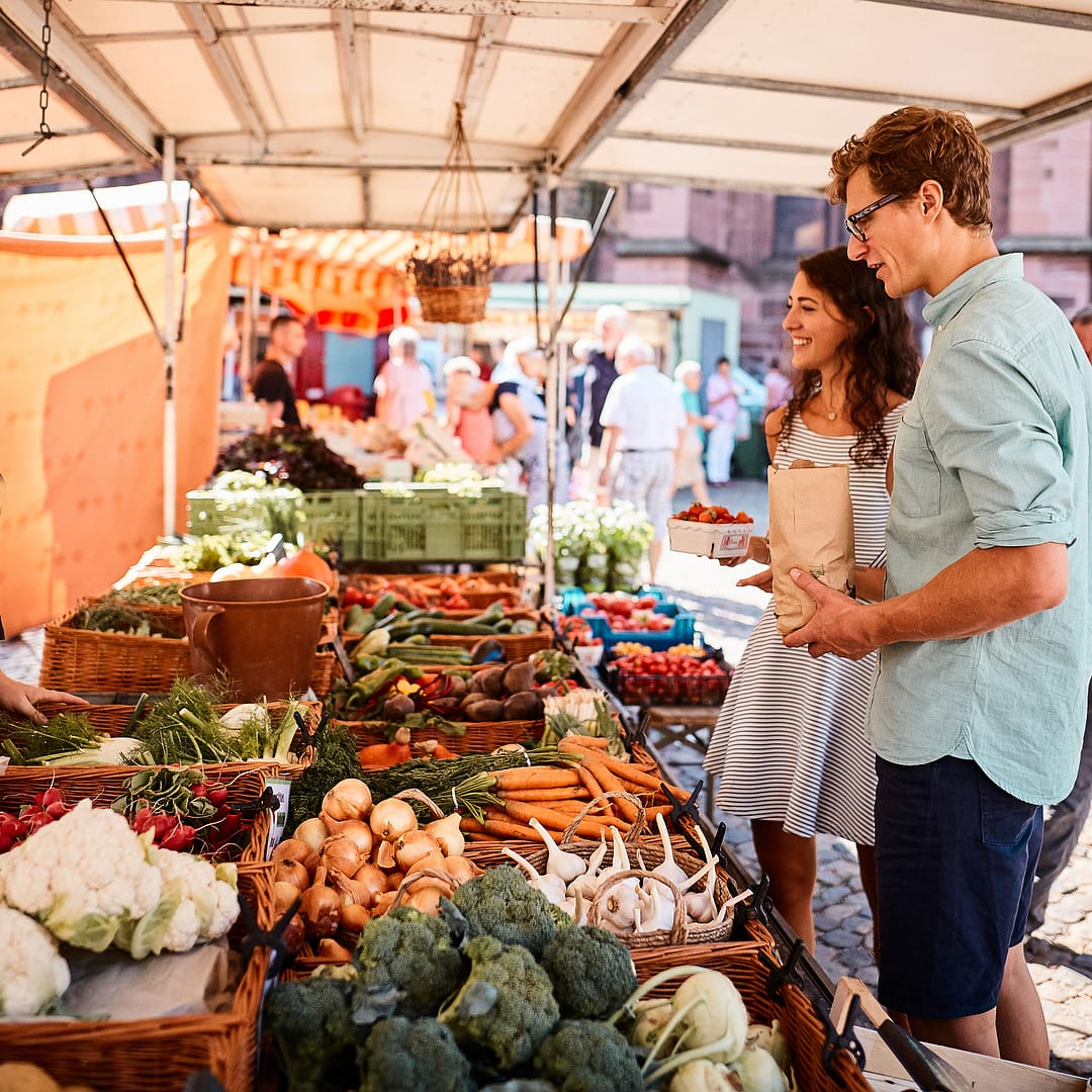 Lesson 6: Is it better to buy local or imported food?