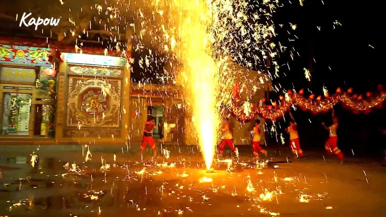 Pupil video: Special lights