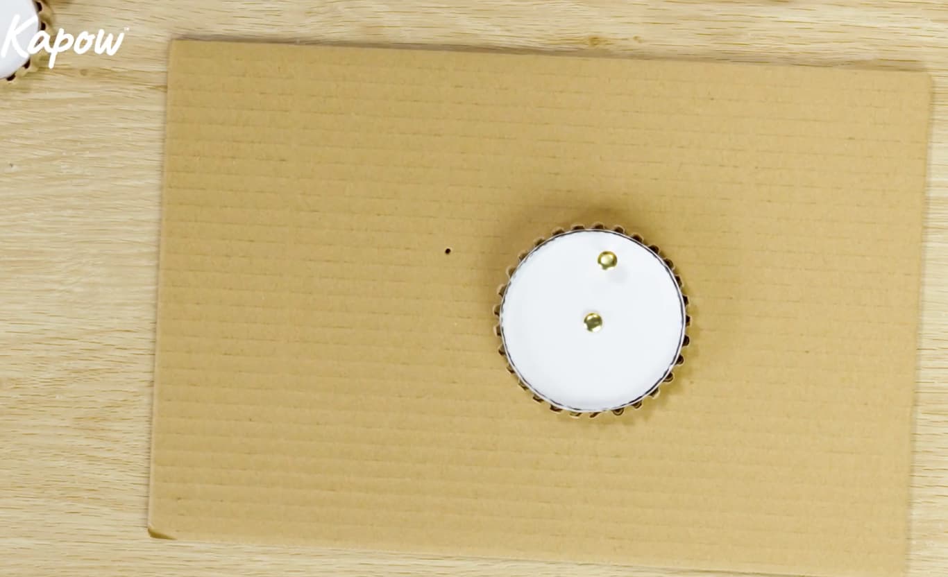 Pupil video: How to make gears.