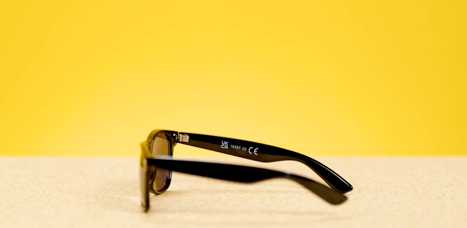 Pupil video: How do sun glasses work?