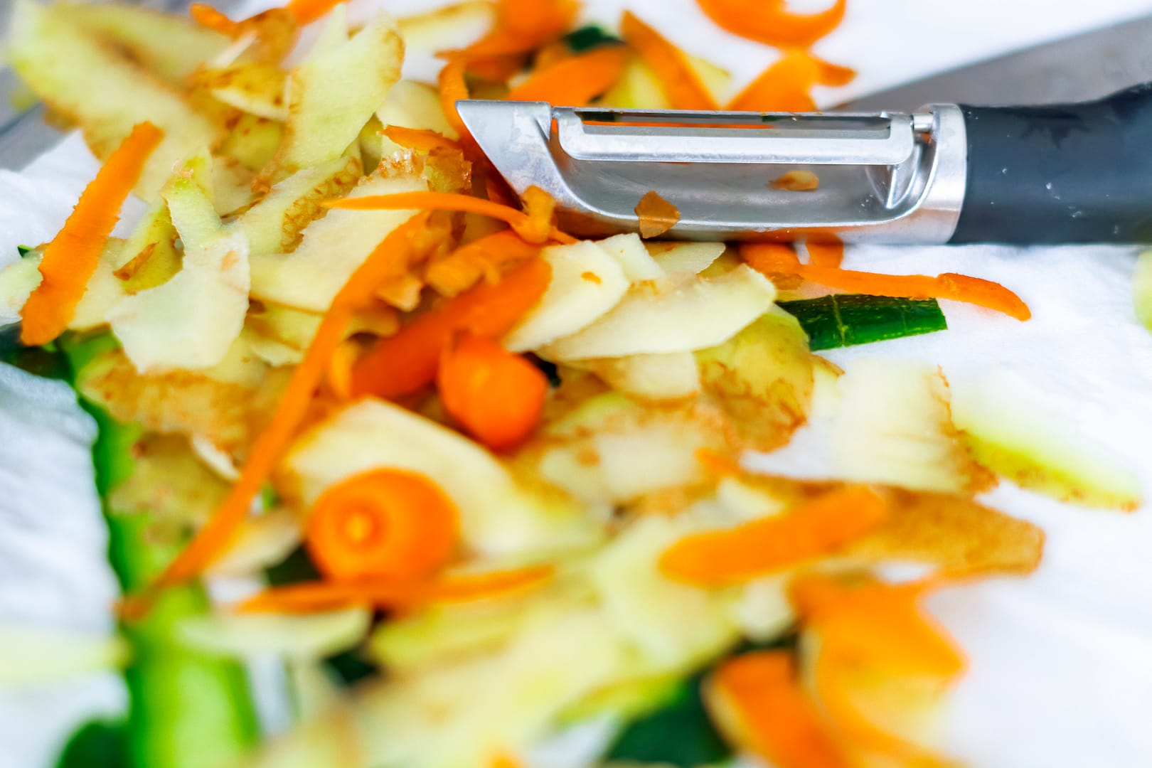 Lesson 3: Cutting and peeling