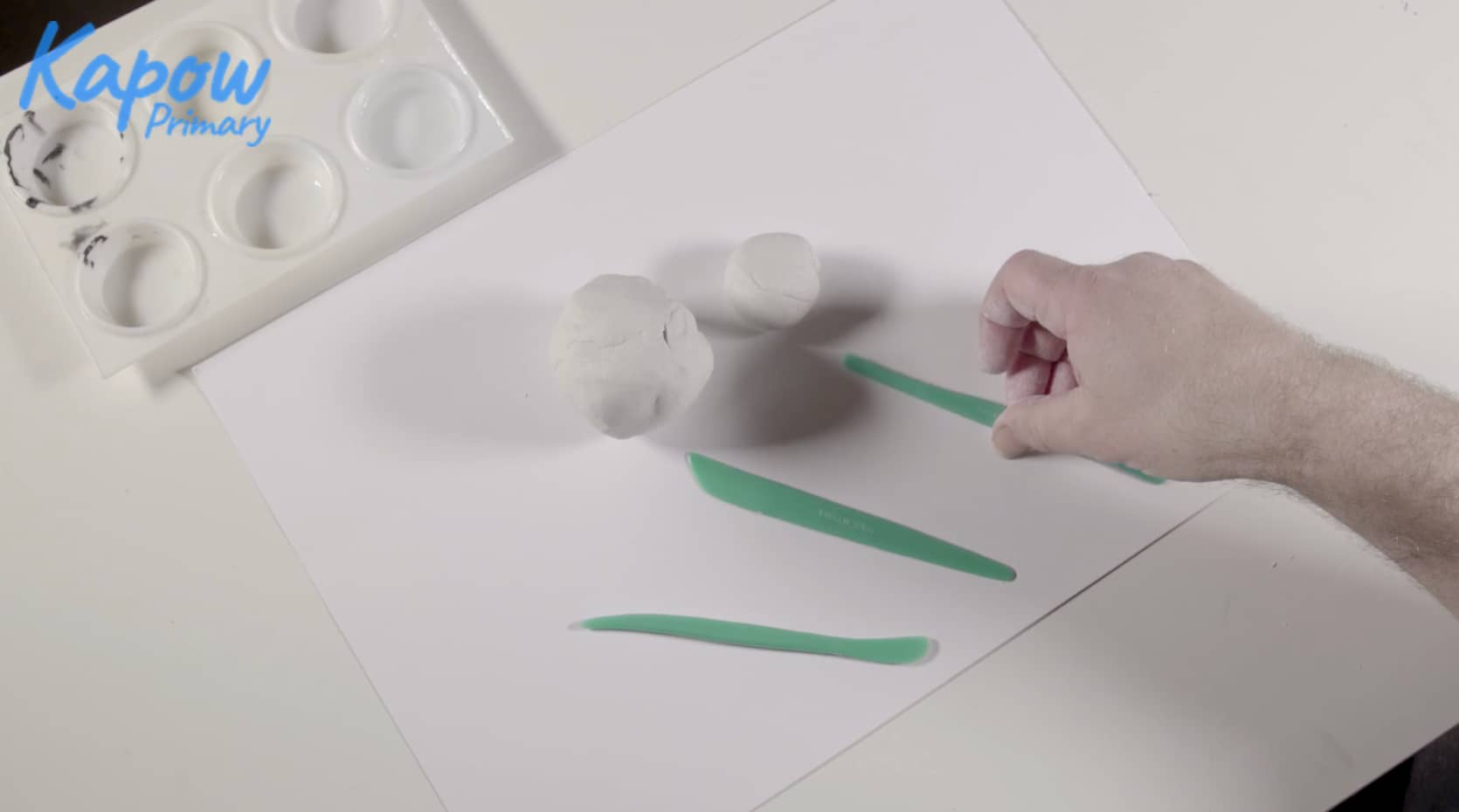 Teacher video: Clay sculpture