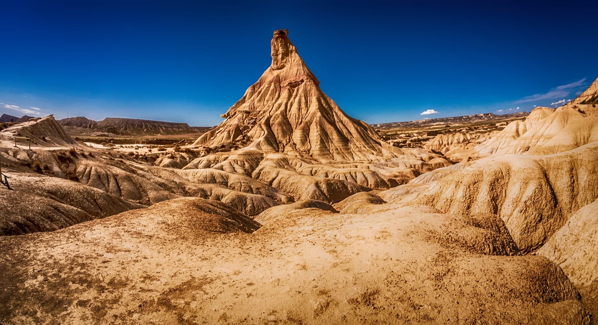 Would you like to live in the desert?