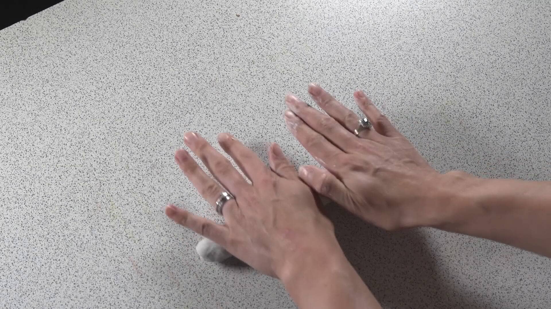 Teacher video: Snail sculptures