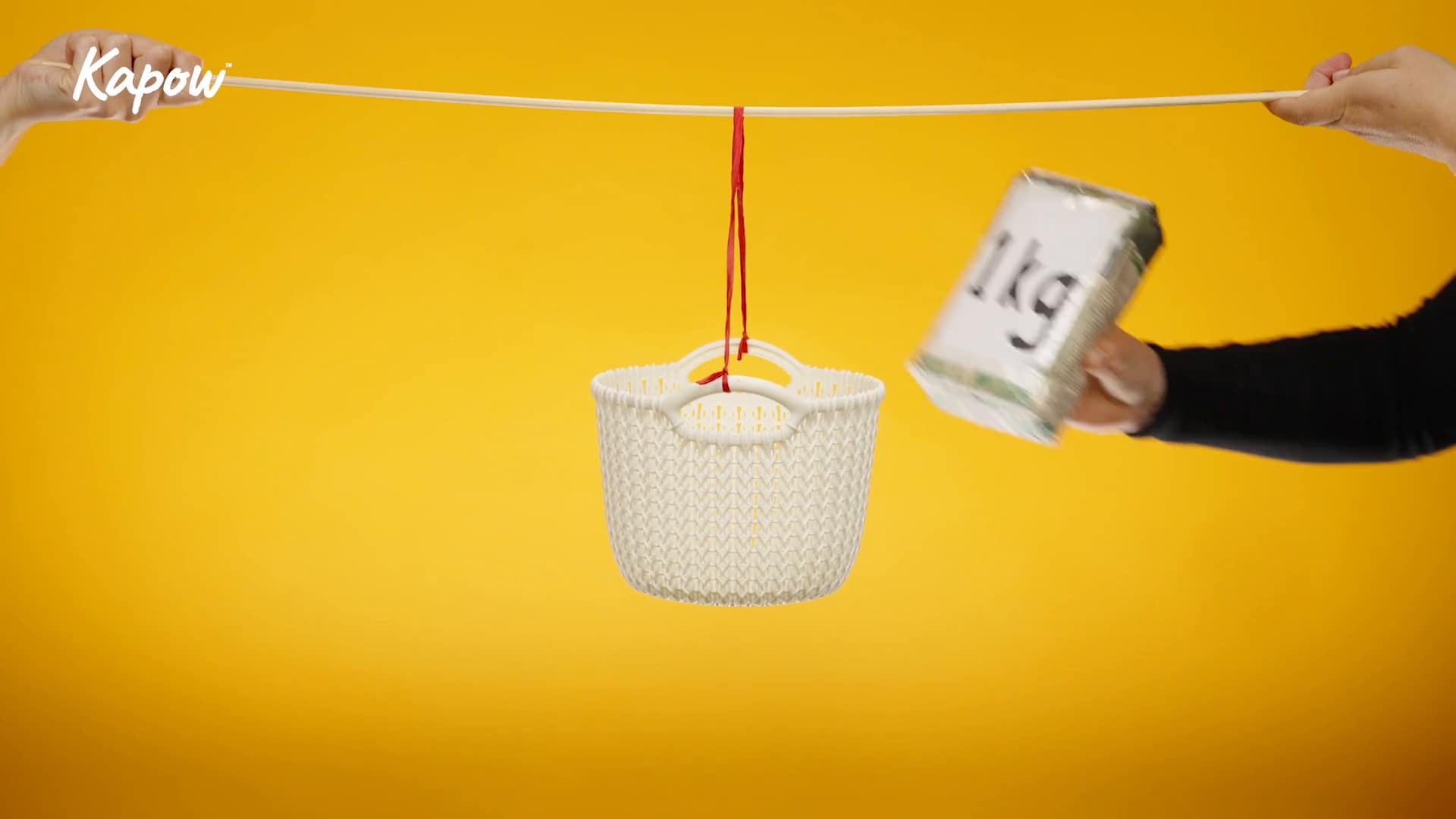 Pupil video: Testing the stiffness of dowel