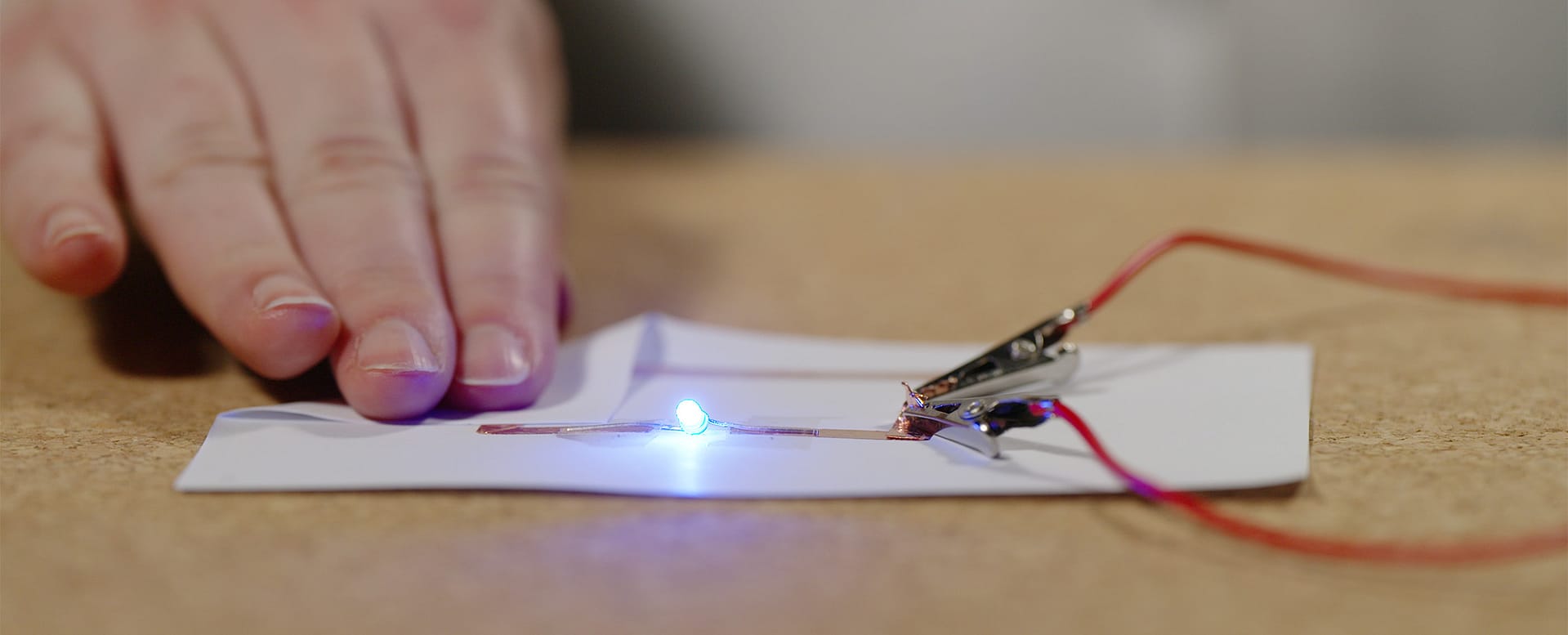 Energy: Circuits, batteries and switches