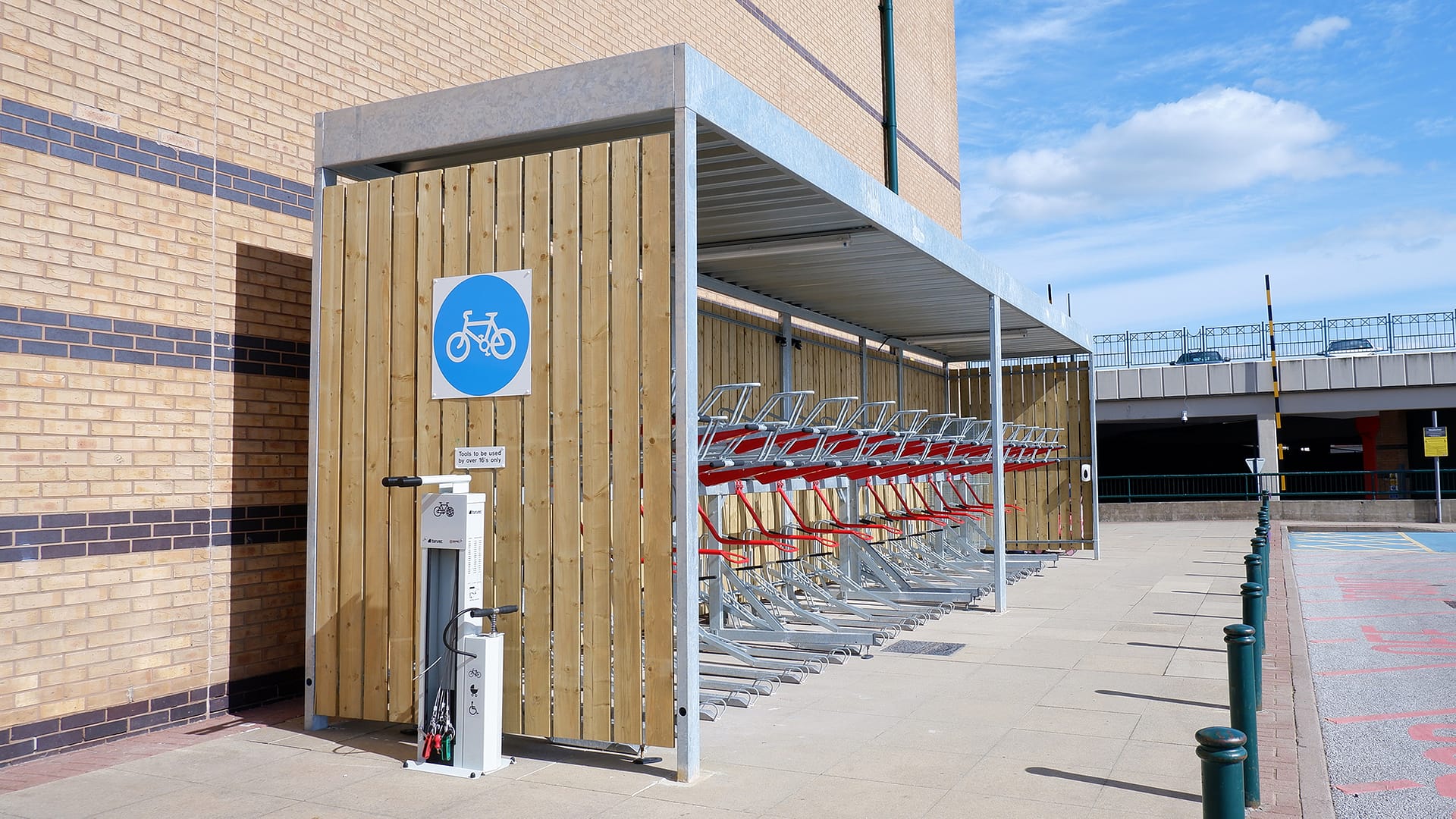 bike racks and shelter meadowhall shopping centre