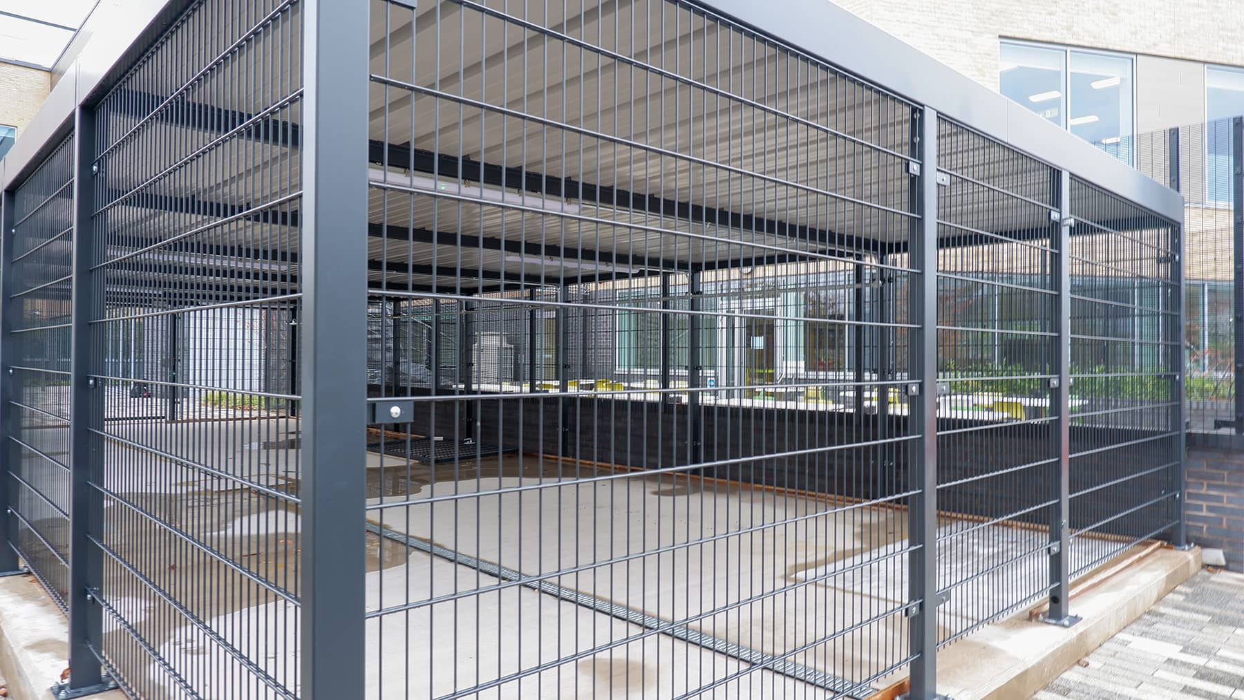 gloucester business park mesh secure cycle shelter