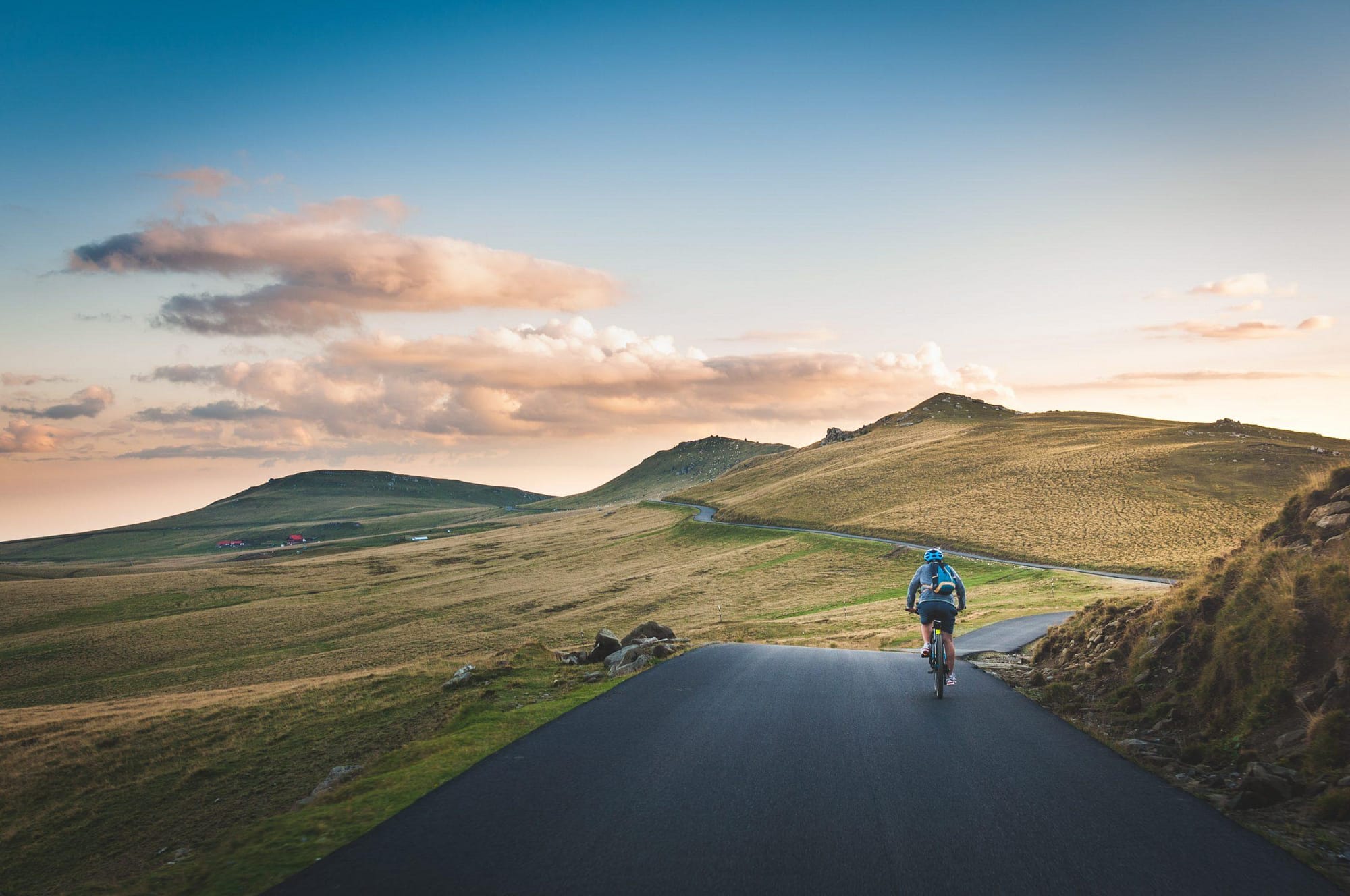 6 Great Long-Distance Cycle Routes In The UK