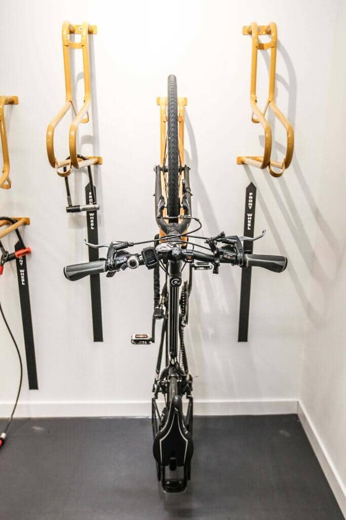 Mastering Indoor Vertical Bike Storage