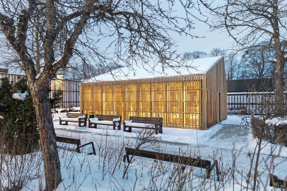 snow cycle shelter sweden