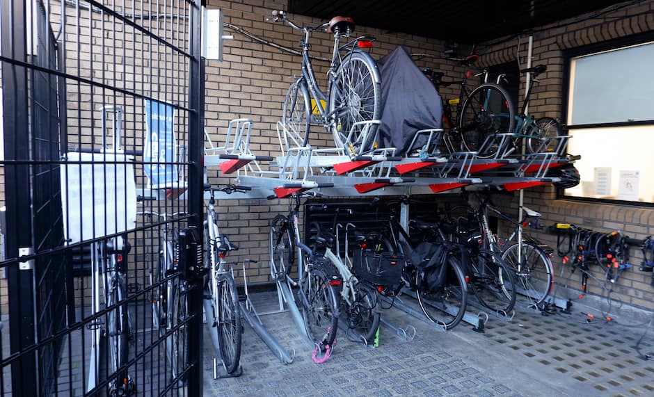 two tier bike racks at cromwell hospital